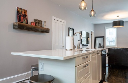 West Town Haus | Private Historic Coach House Wicker Park