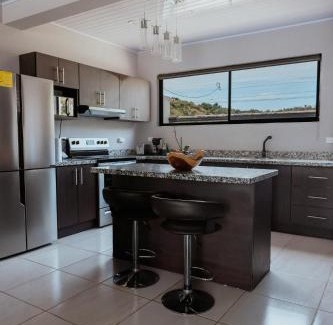 Jaco Haus | Private home with resort style swimming pool