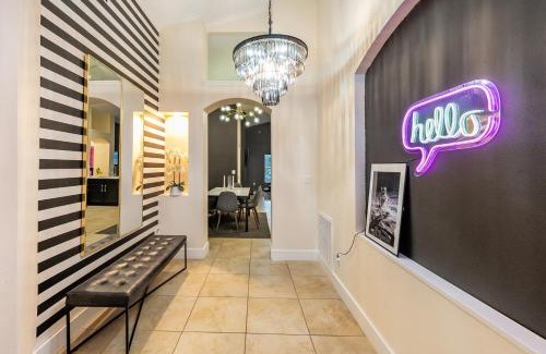 Sunrise Lakes Wohnung | Private King BR Pool Access Near Disney