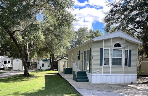 Fort McCoy Haus | Private lake community with boat ramp, beach and close proximity to Ocala hiking