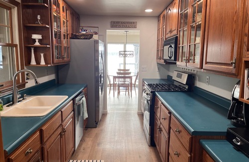 Syracuse Haus | Private Lakefront Property - 280' of lake frontage for family fun!