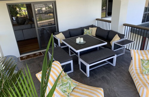 Mission Beach Haus | Private Luxury Villa with Resort Pool