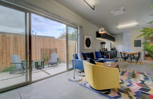 Albuquerque Haus | Private modern hideaway in downtown Albuquerque.