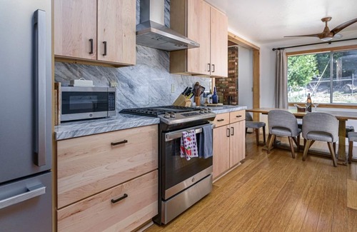 Fern Valley Haus | Private Mountain Retreat with Scenic Views