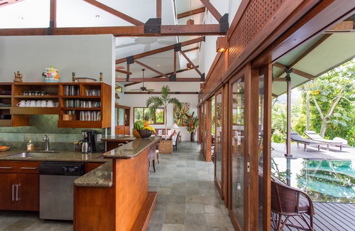 Dominical Villa | Gitterhaus - Ein Stück Bali in Costa Rica in einem privaten Naturschutzgebiet