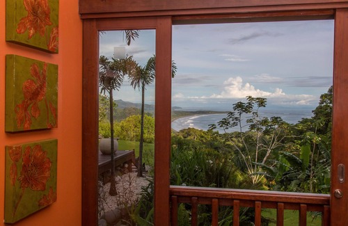 Dominical Villa | Gitterhaus - Ein Stück Bali in Costa Rica in einem privaten Naturschutzgebiet