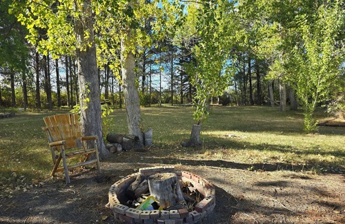 Powell Kabine | Private oasis at the famous Heart Mountain in charming Ralston with WiFi, AC