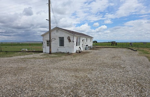 Powell Kabine | Private oasis at the famous Heart Mountain in charming Ralston with WiFi, AC