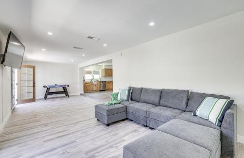 The Lakes Haus | Private Pool and Patio Spacious Tempe Retreat