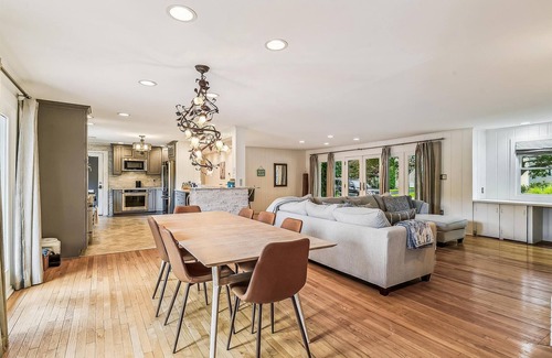 Rehoboth Beach Haus | PRIVATE POOL, EXTENSIVE DECK AND SCREENED IN PORCH!! MINI WEEKS ALSO AVAILABLE WITH SATURDAY OR WEDNESDAY CHECK-IN. BOOK TODAY!!