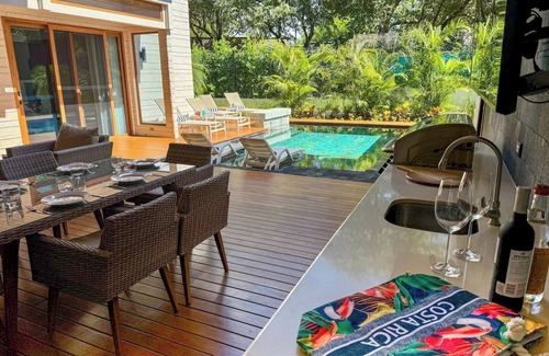 Playa Langosta Haus | Private Pool with direct access to 2 beaches!