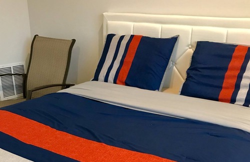 Wheaton-Glenmont Haus | Private room in a new construction house