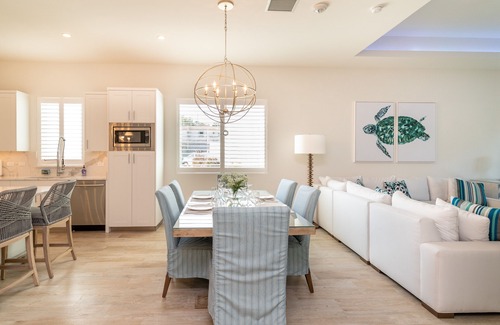 West Bay Eigentumswohnung | 4BR, Meerblick von der Dachterrasse, Amazing Pool Pavilion, Seven Mile Beach