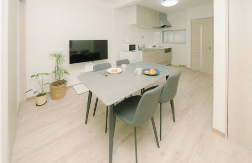 Kishiwada Haus | Private stay in a private building】20 minutes by train from Kansai Airport/1 minute walk from the station.