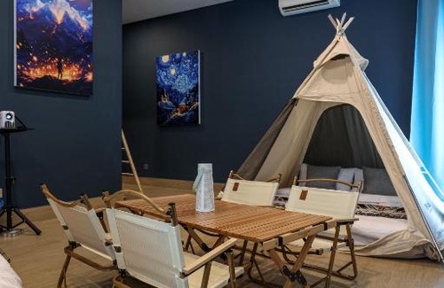 Subang Jaya Haus | Private Studio in Bungalow by LilyandLoft