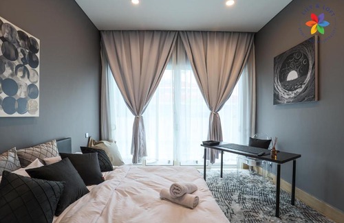 Subang Jaya Haus | Private Studio in Bungalow by LilyandLoft