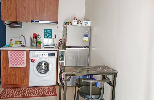 Lapu-Lapu Eigentumswohnung | Private studio unit with balcony near the beaches