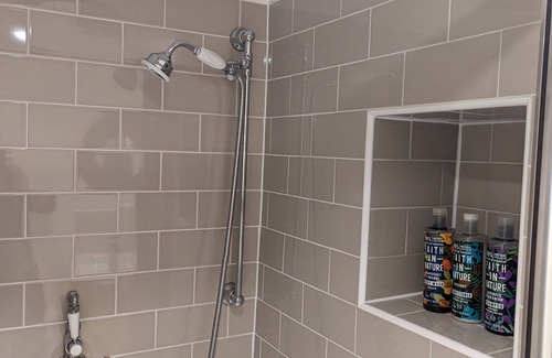 Bradford-on-Avon Wohnung | Private Suite near Bradford on Avon town center