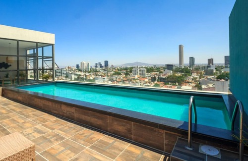 Financial District Wohnung | Private Suite w/Incredible View & Pool | 1 BD | Tribu Sonata