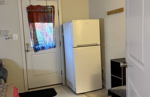Navy Yard Haus | Private suite w private entrqnce. DC Short Term Rental #5007242201003894
