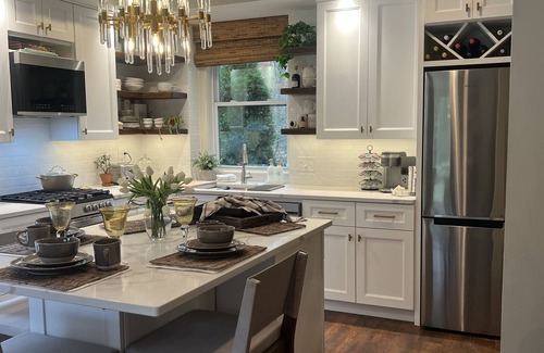 Roswell Wohnung | Private Terrace Garden Apt. - Newly Renovated - minutes from Historic Roswell