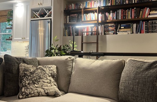 Roswell Wohnung | Private Terrace Garden Apt. - Newly Renovated - minutes from Historic Roswell