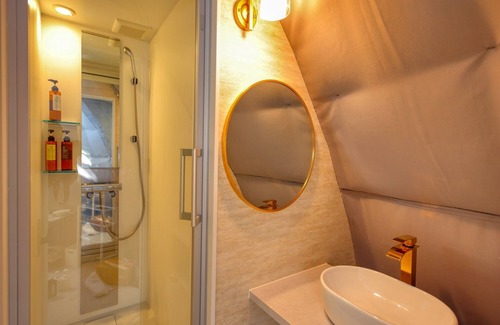 Fujikawaguchiko Kabine | Privately reserved Executive Suite Modern Luxury / Minamitsuru-gun Yamanashi