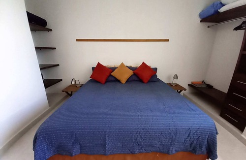 Progreso Municipality Wohnung | Progreso East, 1 block from Sea, with pool views