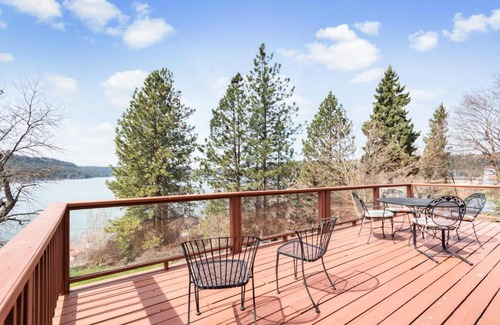 Harrison Haus | Prospect Paradise