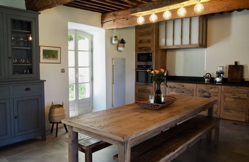 Robion Haus | Provenzalisches Bauernhaus im Jahr 2019 renoviert, Authentizität, Charme, Klimaanlage, SPA-Pool-Village