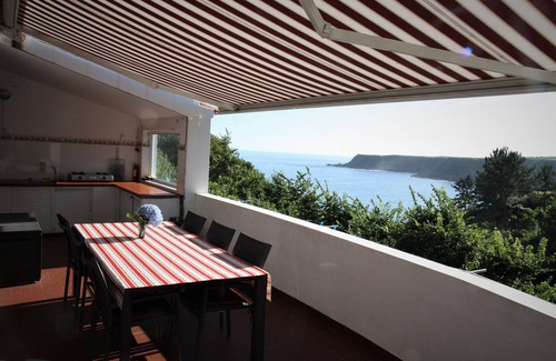 Ribeira Grande Haus | Komplett eingerichtete Ferienwohnung mit herrlichem Blick