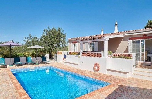 Fonte do Bispo Villa | Lovingly Restored Country Villa, A/C, Private Pool (Fenced), Idyllic Views - 15mins drive to Tavira
