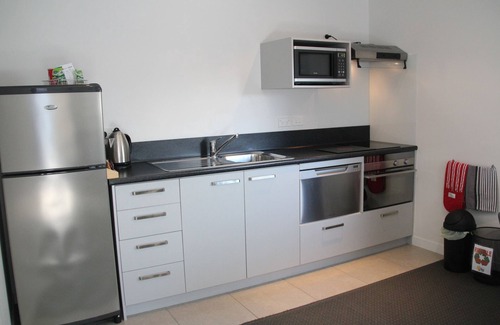 New Plymouth Hotel | Pukekura Motor Lodge