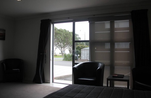 New Plymouth Hotel | Pukekura Motor Lodge