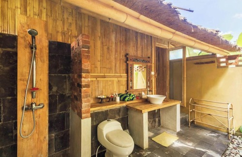 Tabanan Hotel | Puri Taman Sari Hotel