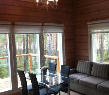 Kuhmoinen Haus | Pyhäjärven Lomakylä