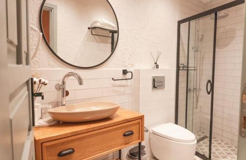 Ayvalik Hotel | Qara Otel