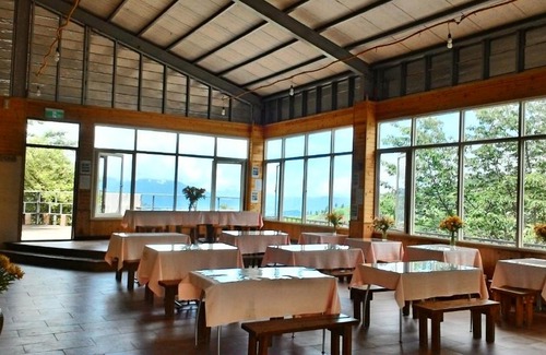 Ren'ai Haus | Qing Jing Xiao Taiyang Jingguan Homestay