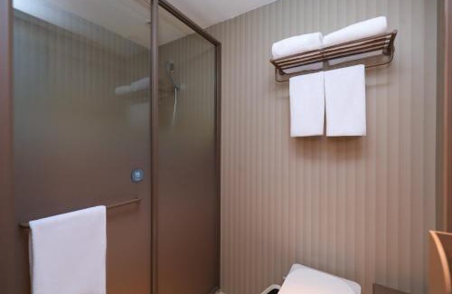 Yu Hua Tai Hotel | qing mu li hotel