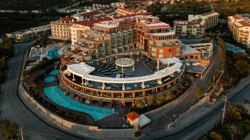 Kusadasi City Centre Hotel | Qlusive Hotel