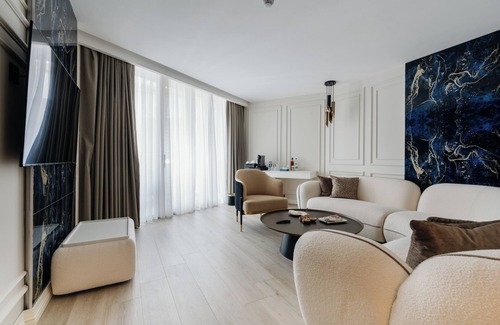 Kusadasi City Centre Hotel | Qlusive Hotel