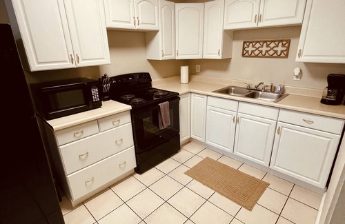 Ucon Wohnung | Quaint 100-Year-Old Historic Building Apt#3: Cozy Stay!