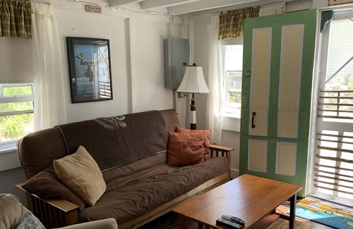 Old Orchard Beach Kabine | Quaint 2 Bedroom Cottage in Old Orchard Beach