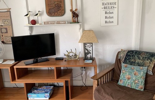 Old Orchard Beach Kabine | Quaint 2 Bedroom Cottage in Old Orchard Beach