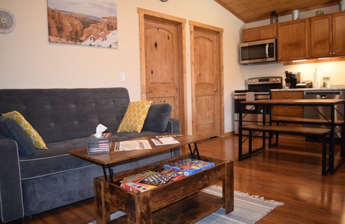 Cannonville Kabine | Quaint and spacious cabin in the heart of Bryce Canyon Country