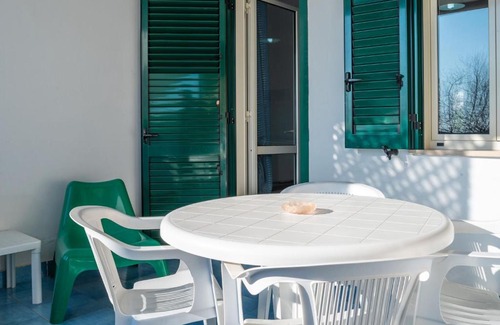 Santa Marina Wohnung | Quaint Apartment in Policastro Bussentino with Terrace