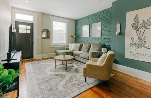 Lancaster Haus | Quaint Boho Home in Lancaster City