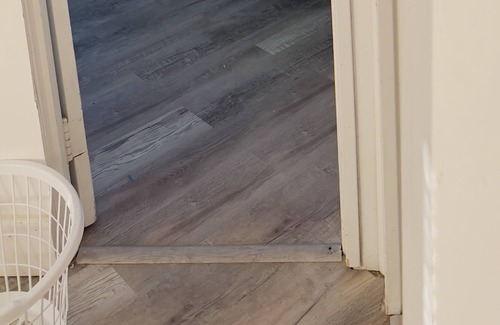 Oak Harbor Hütte | Quaint, Cozy Cottage- A 3 Minute Walk to the Beach!