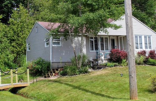 Beulah Hütte | Urige Crystal Lake Cottage