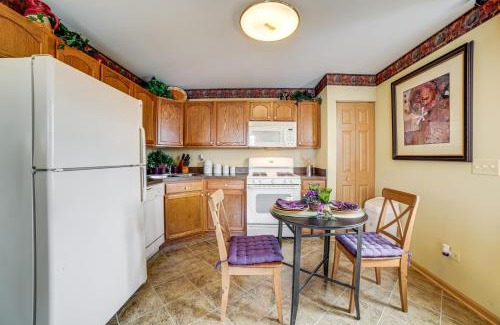 Park Forest Wohnung | Quaint Park Forest Apartment - Near Golf Courses!